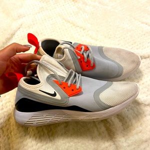 Women’s Nike shoes